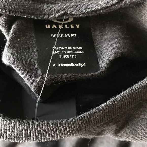 Oakley size men’s XL gray 3/4 sleeve t-shirt flag Americana logo new with tags - Picture 6 of 7
